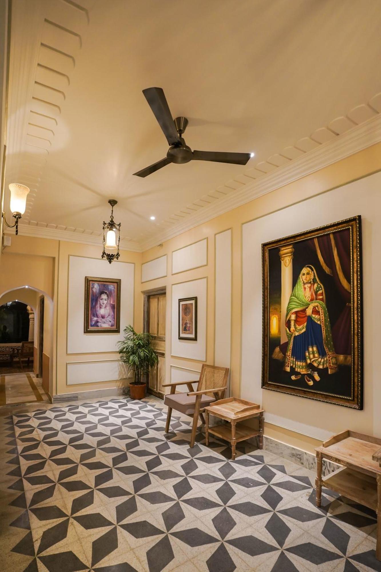 Dev Mahal - A Boutique Heritage Hotel Джапур Экстерьер фото