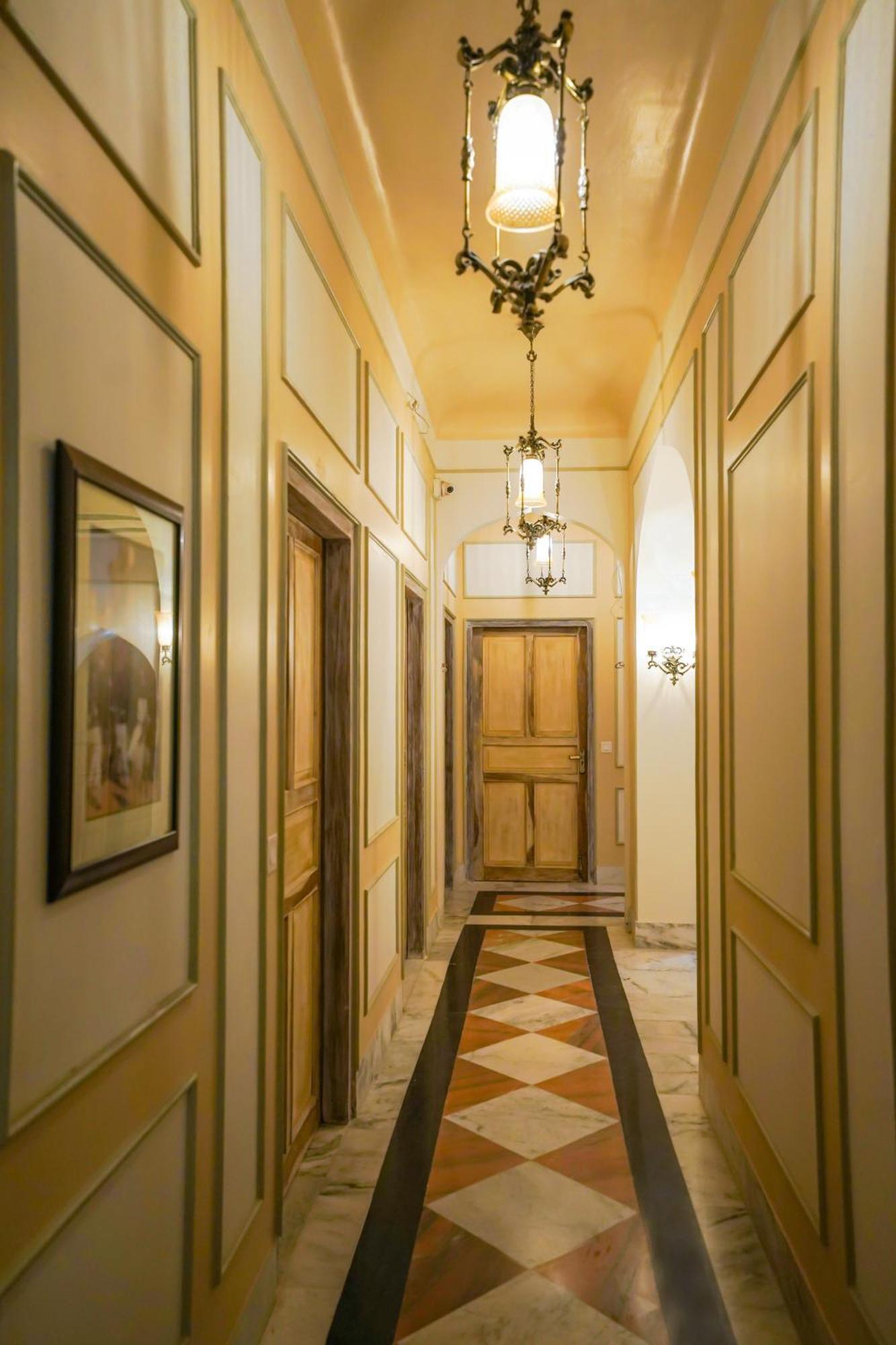 Dev Mahal - A Boutique Heritage Hotel Джапур Экстерьер фото